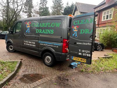 Clearflow Drains emergency drain unblocking service van